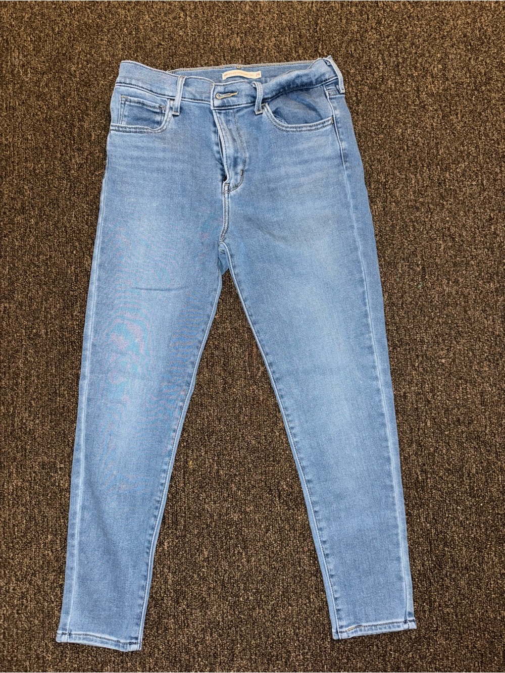 Levis Women’s Stretch High-Rise Jeans